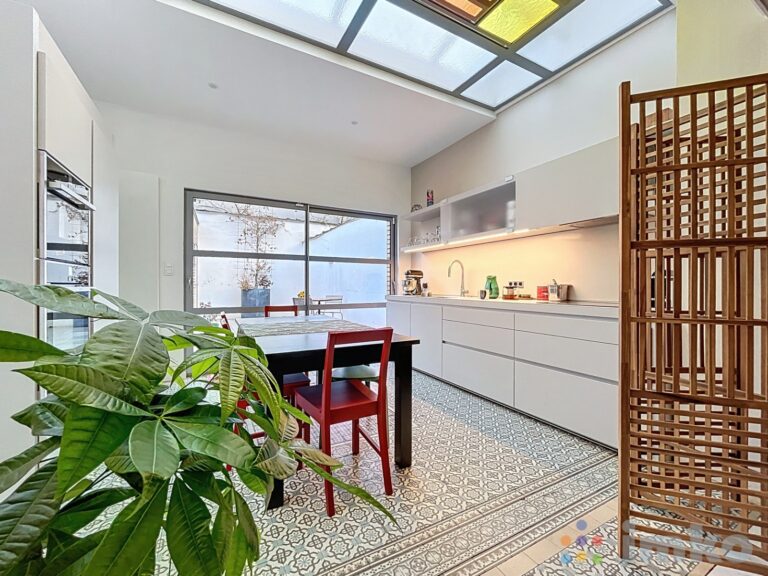 WhatsApp Image 2025-10-28 at 21.33.41 (2)